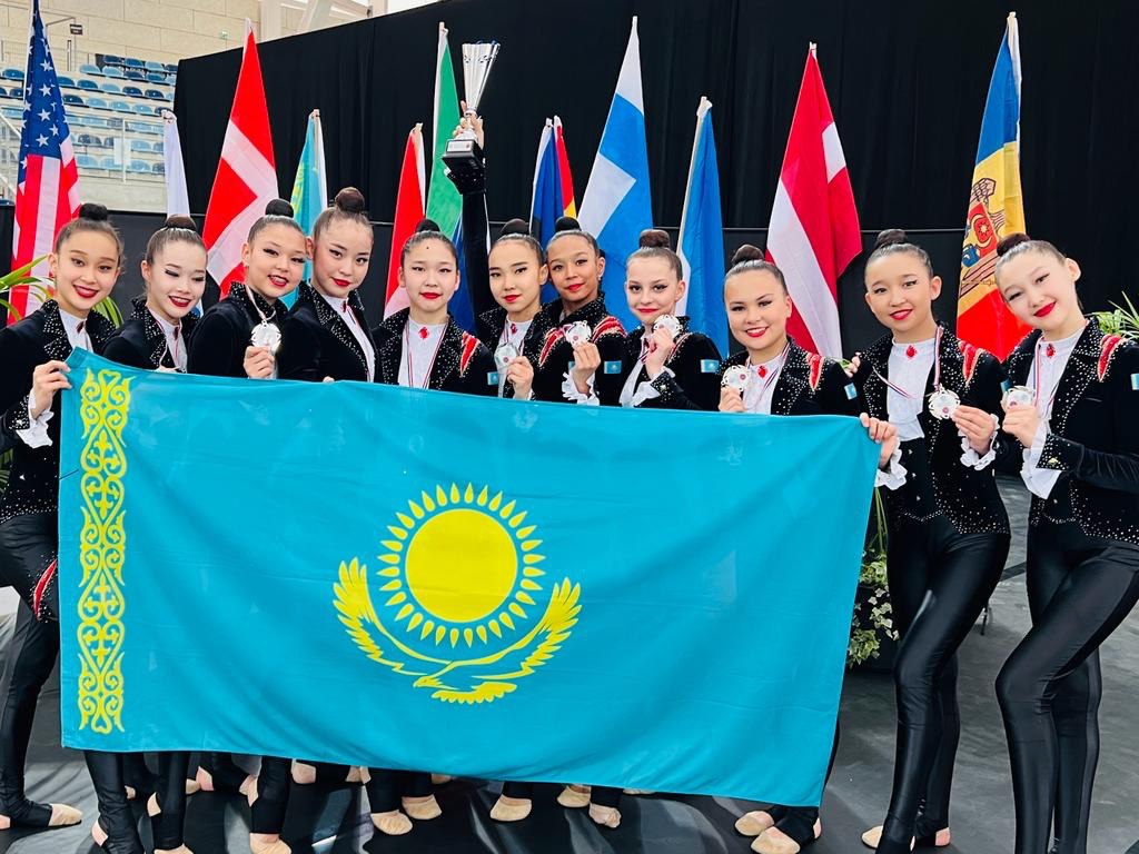 Казахстанцы выступили на двух крупных турнирах по эстетической групповой гимнастике во Франции